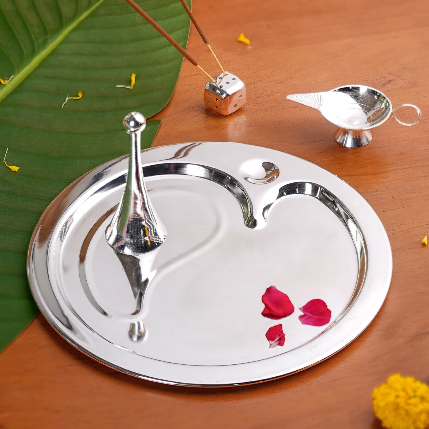 Contemporary Ganesha Pooja Thali Set Of 4