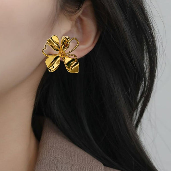 Floral Elegance Gold Drop Earrings