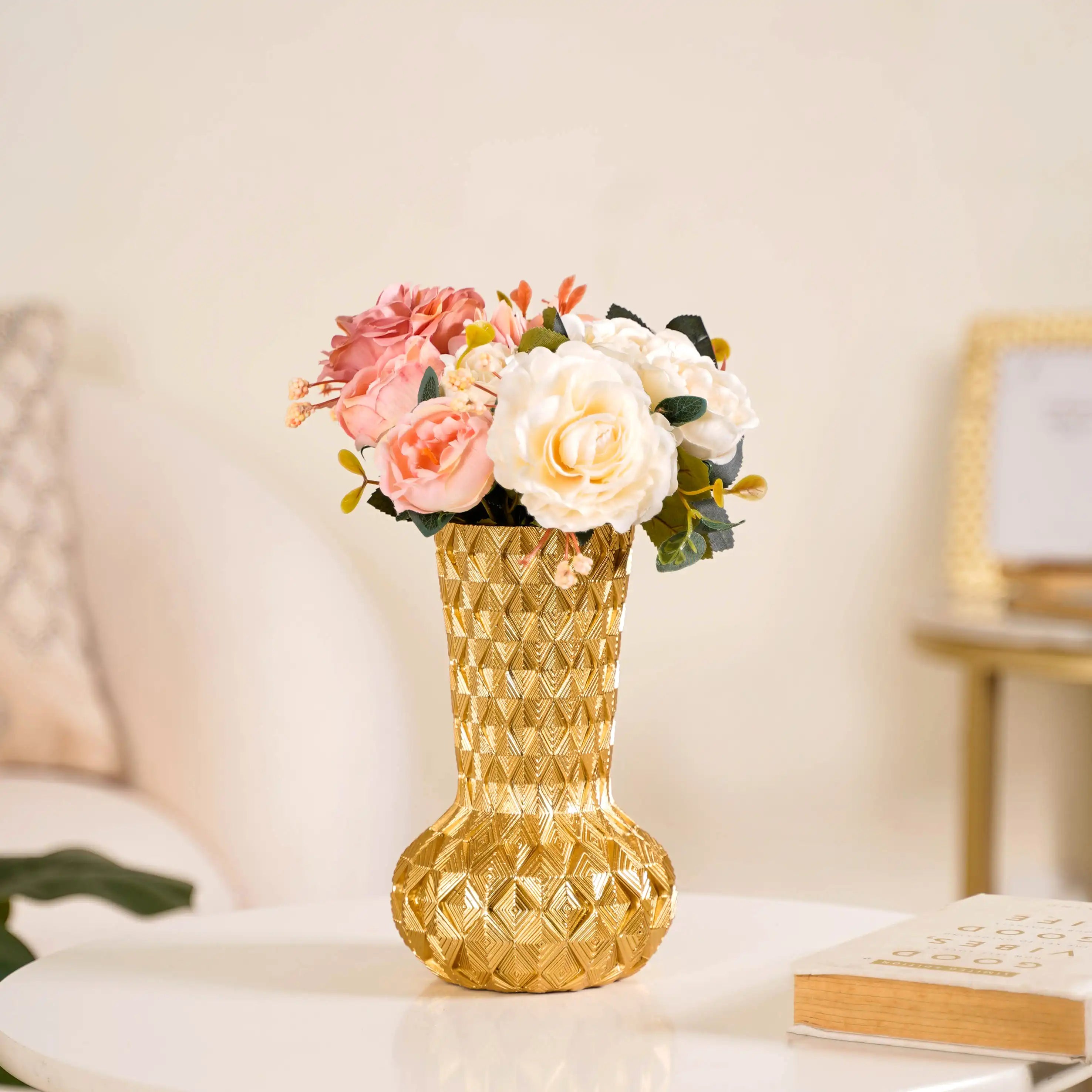 Vase - Buy Resin Flower Vase Online in India |Nestasia