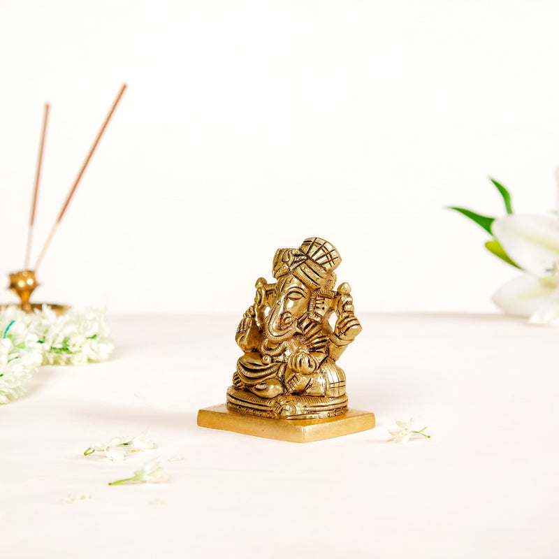 Ganpati Brass Idol 8cm - Ganpati Brass Idol, Ganpati Statue, Brass Ganesh Idol, Decorative Ganpati Figure, Sacred Brass Idol