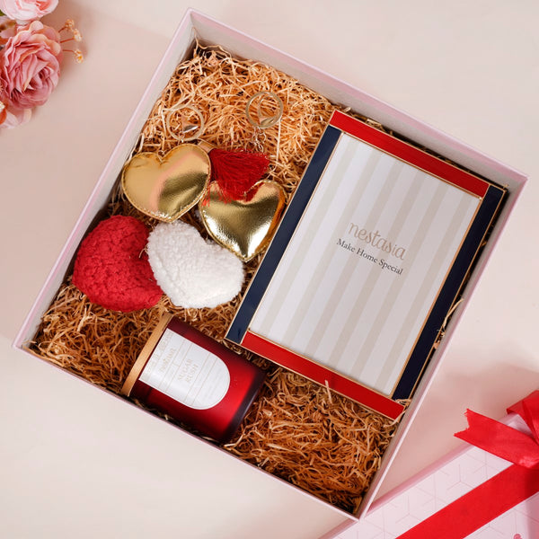 Keepsake Memories Love Gift Hamper Set Of 4