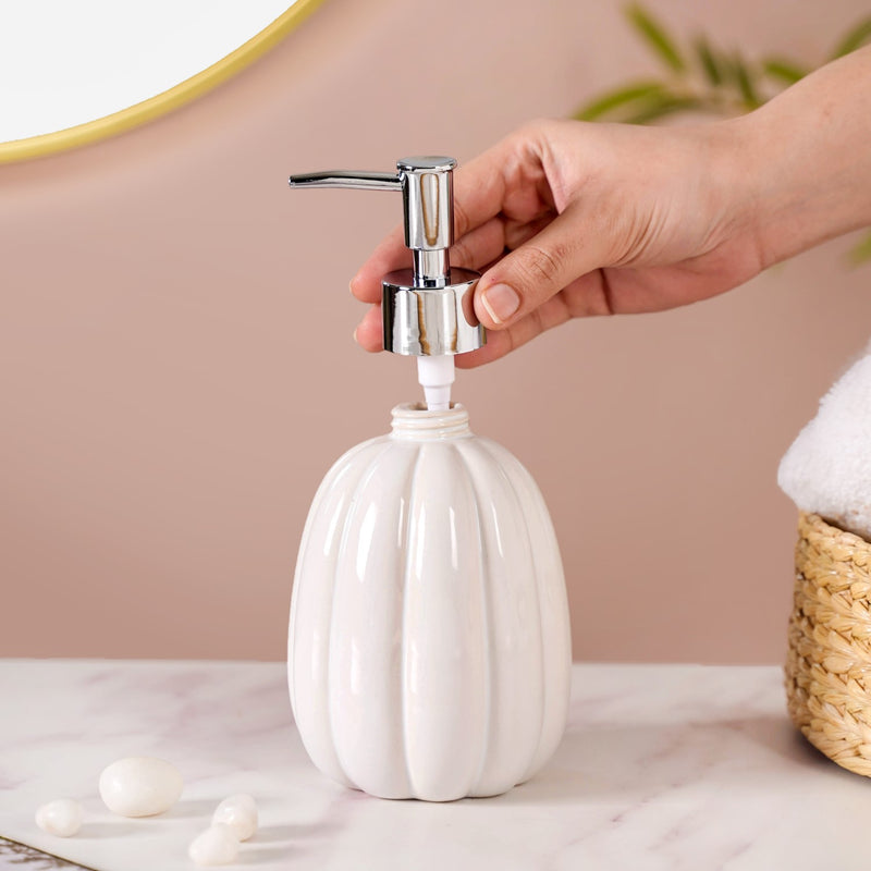 Glossy Ribbed Soap Dispenser White 400ml