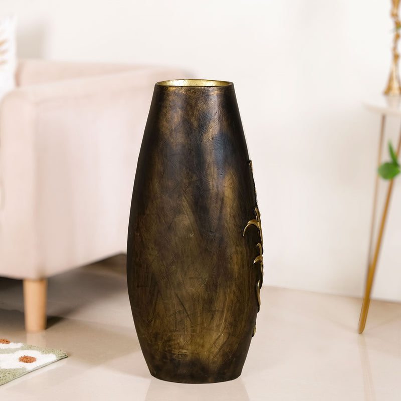 Gold Leaf Sculpted Flower Vase