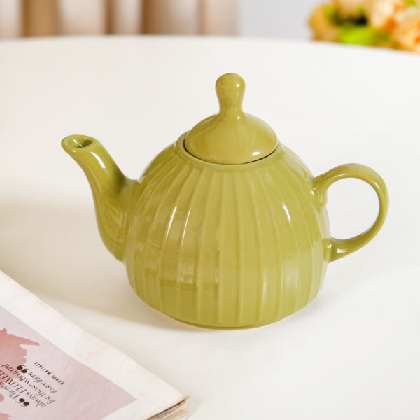 Stackable Ambrosia Teapot And Cup With Saucer Olive Green