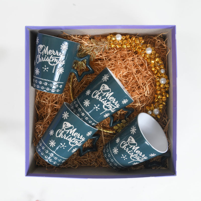 Christmas Mugs And Wreath Gift Hamper Set