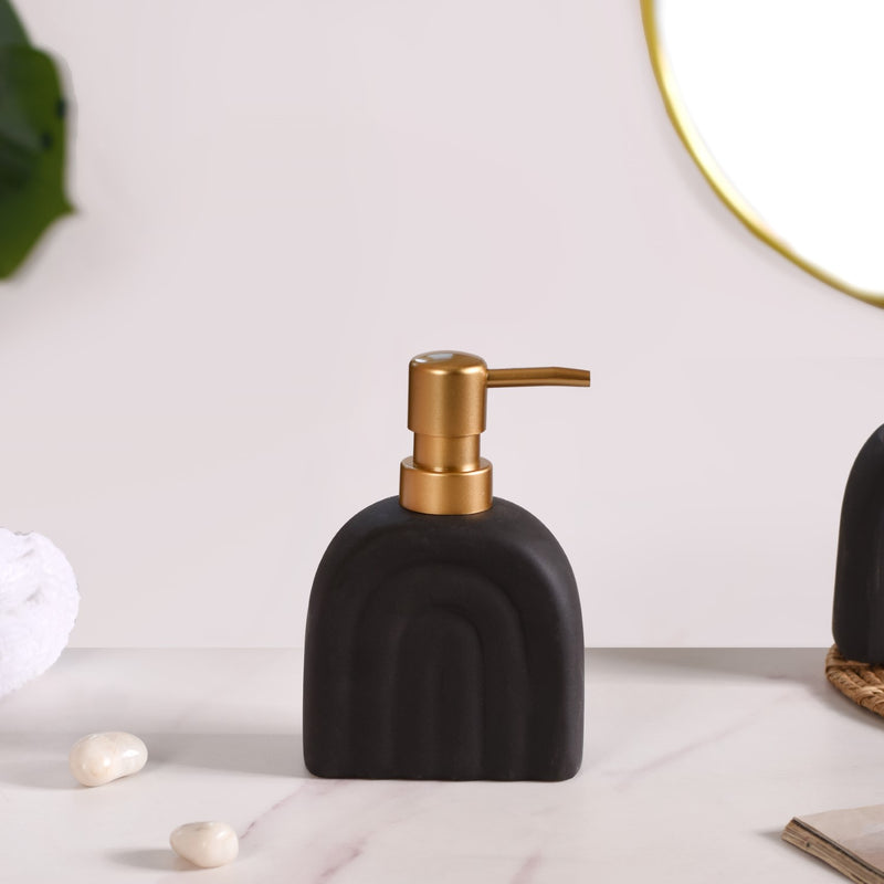 Chic Matte Finish Ceramic Bath Of 2 Set Black