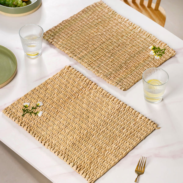 Handwoven Natural Kauna Grass Table Mat Set Of 2