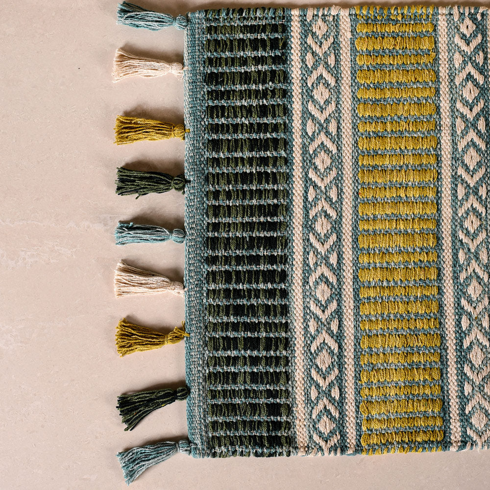 Modern Kilim Pattern Handwoven Floor Mat 38x20 Inch Online - Premium ...
