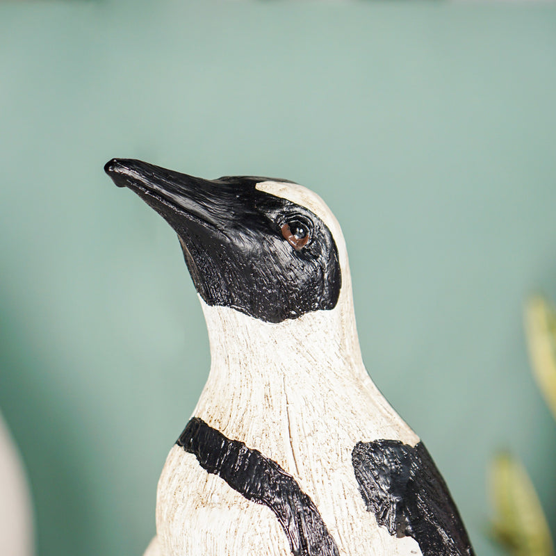 Penguin Decor Small Wooden Carved Finish