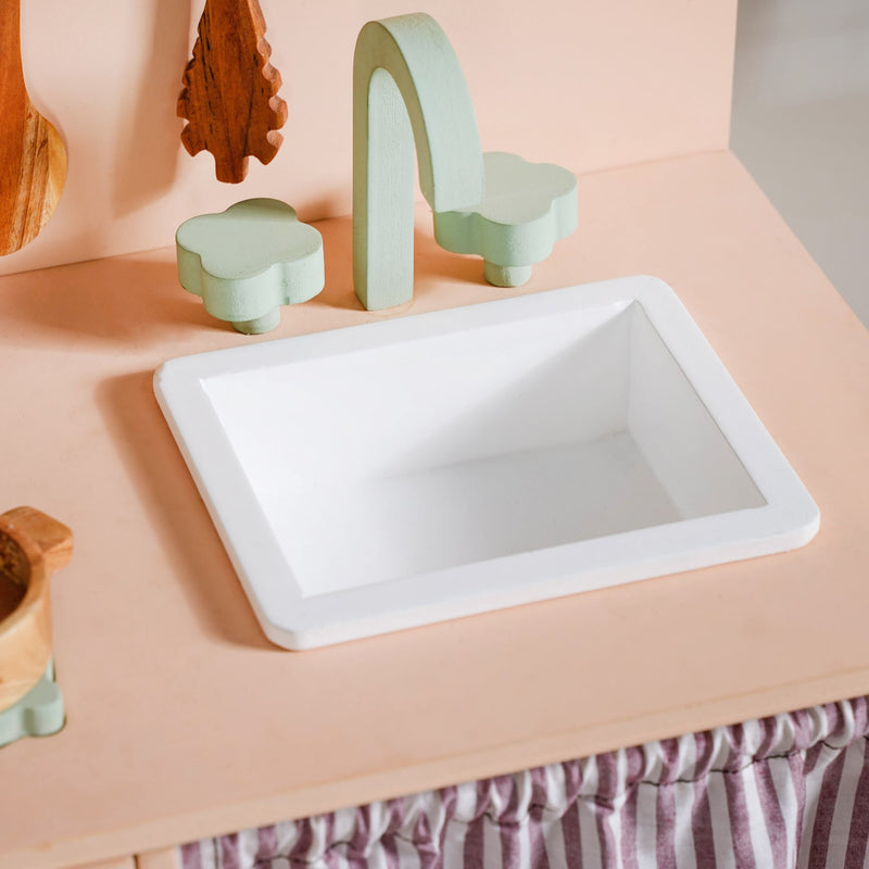 Wooden Kitchen Play Set With Utensils