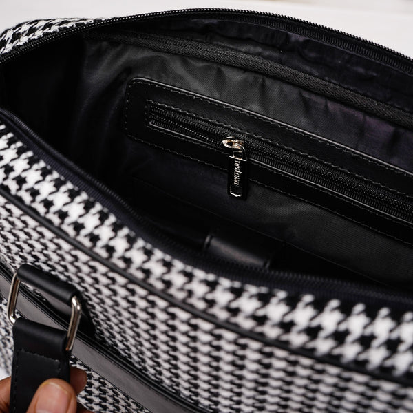 Houndstooth Patterned Woven Laptop Bag