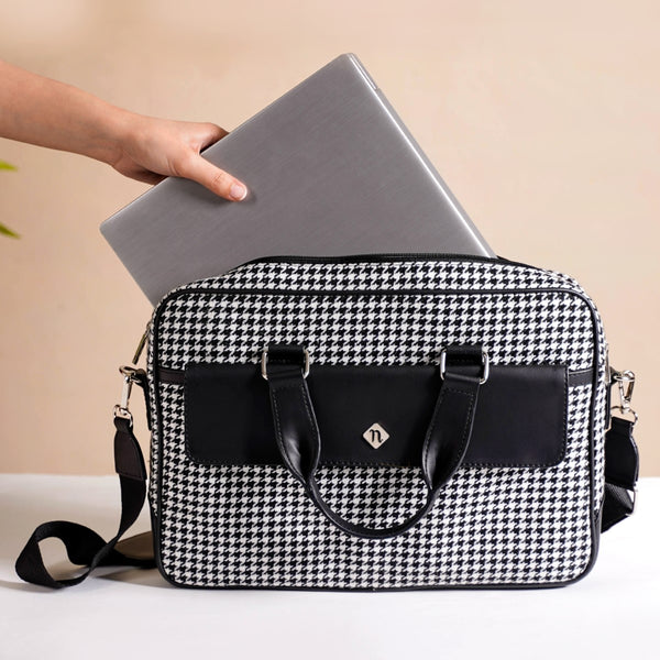 Houndstooth Patterned Woven Laptop Bag