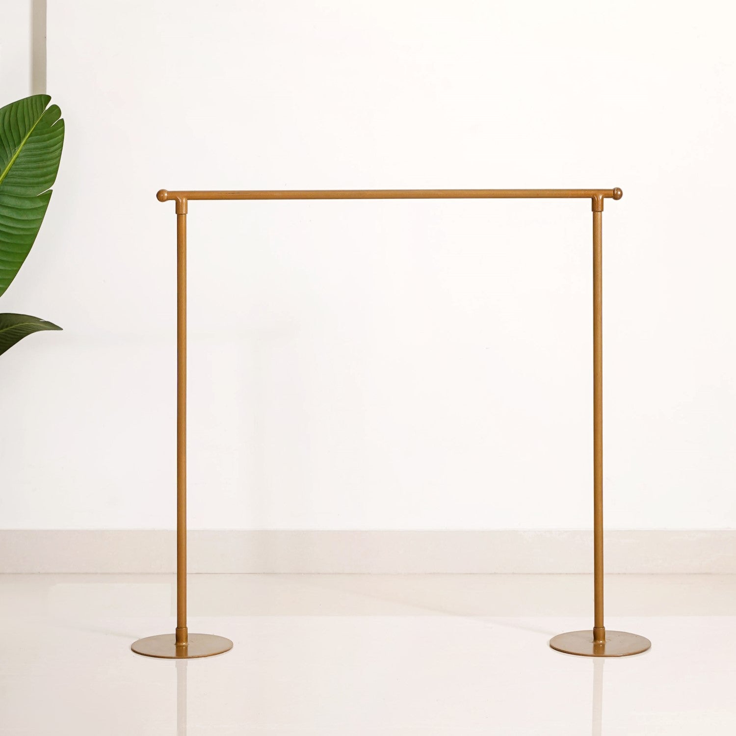 Luxurious Gold Iron Backdrop Frame Online - Premium Devotion | Nestasia