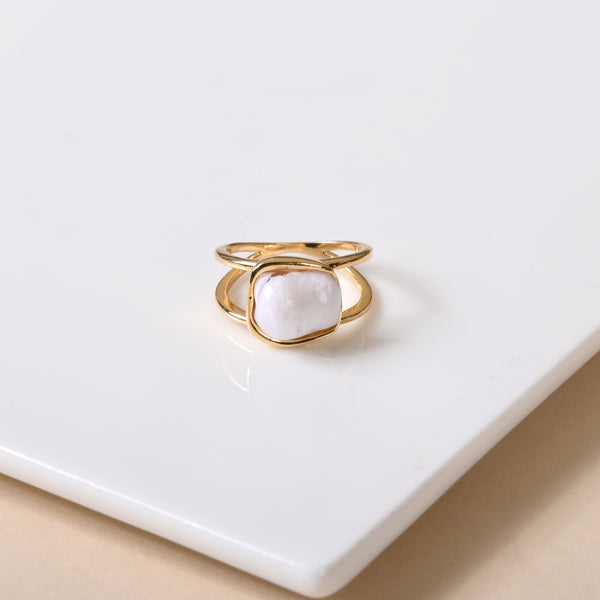 Moonlit Glow Statement Gold Ring