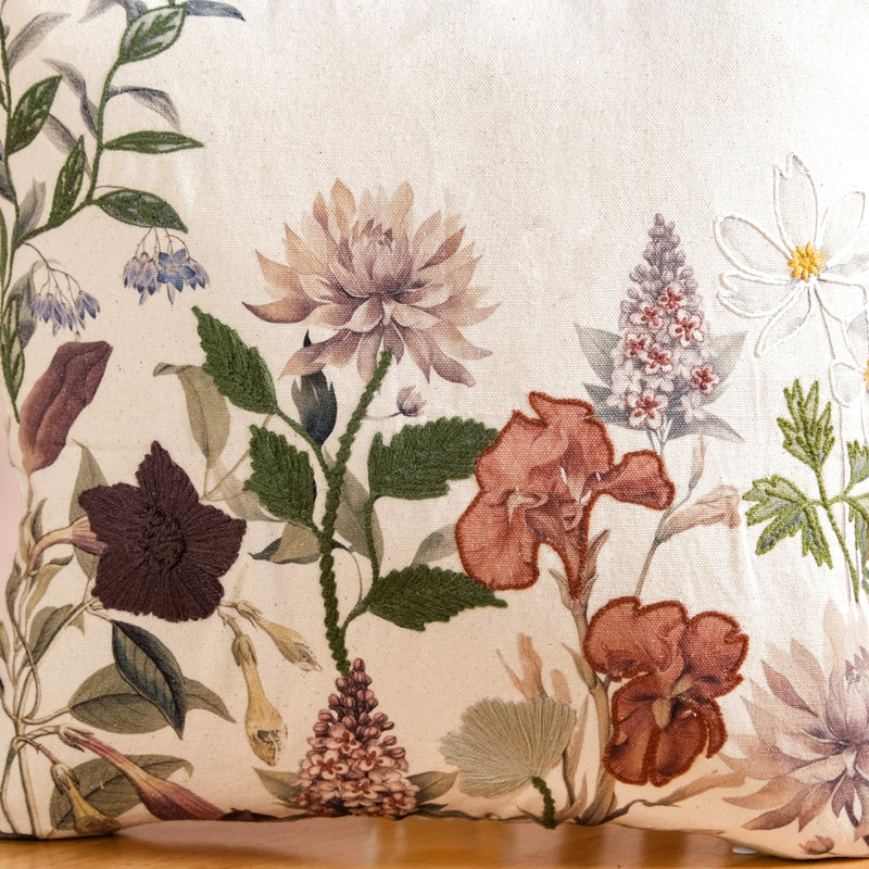 Nature Bloom Cotton Slub Cushion Cover