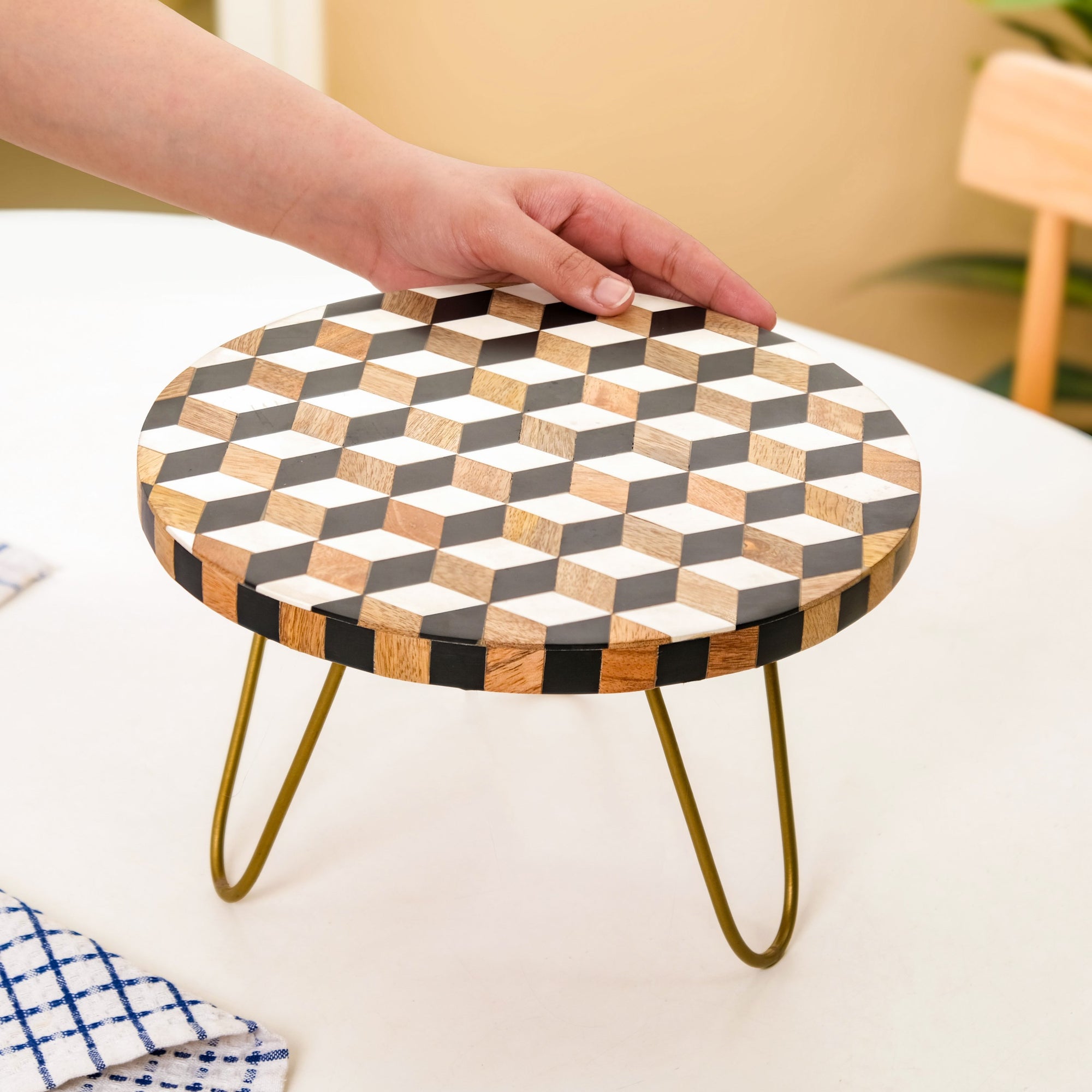 Optical Illusion Wooden Riser Online - Premium Platter | Nestasia