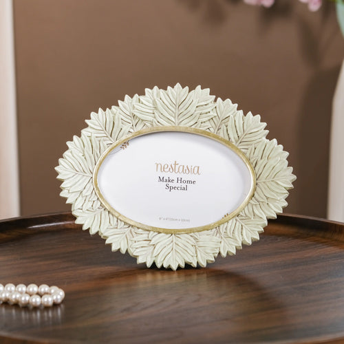 Fern Wreath Oval Photo Frame 8.5