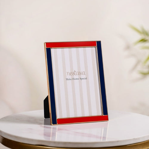 Dual Toned Photo Frame With Gold Rim 7.5