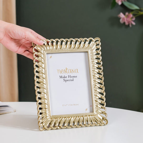 Classic Gold Photo Frame 9.5