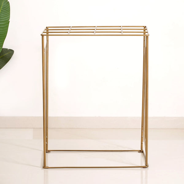 Box Frame Metal Backdrop For Puja Altar Online - Premium Devotion ...