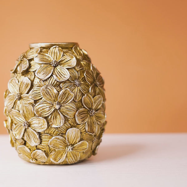 Flower Vase Buy Resin Flower Vase Online at Best Price Nestasia