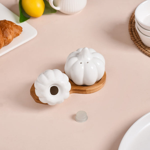 Pumpkin Salt And Pepper Shakers With Wooden Tray