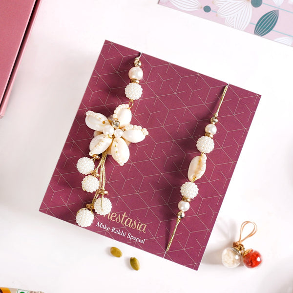 Pearl Chic Rakhi Lumba Set Of 4 With Gift Box And Card