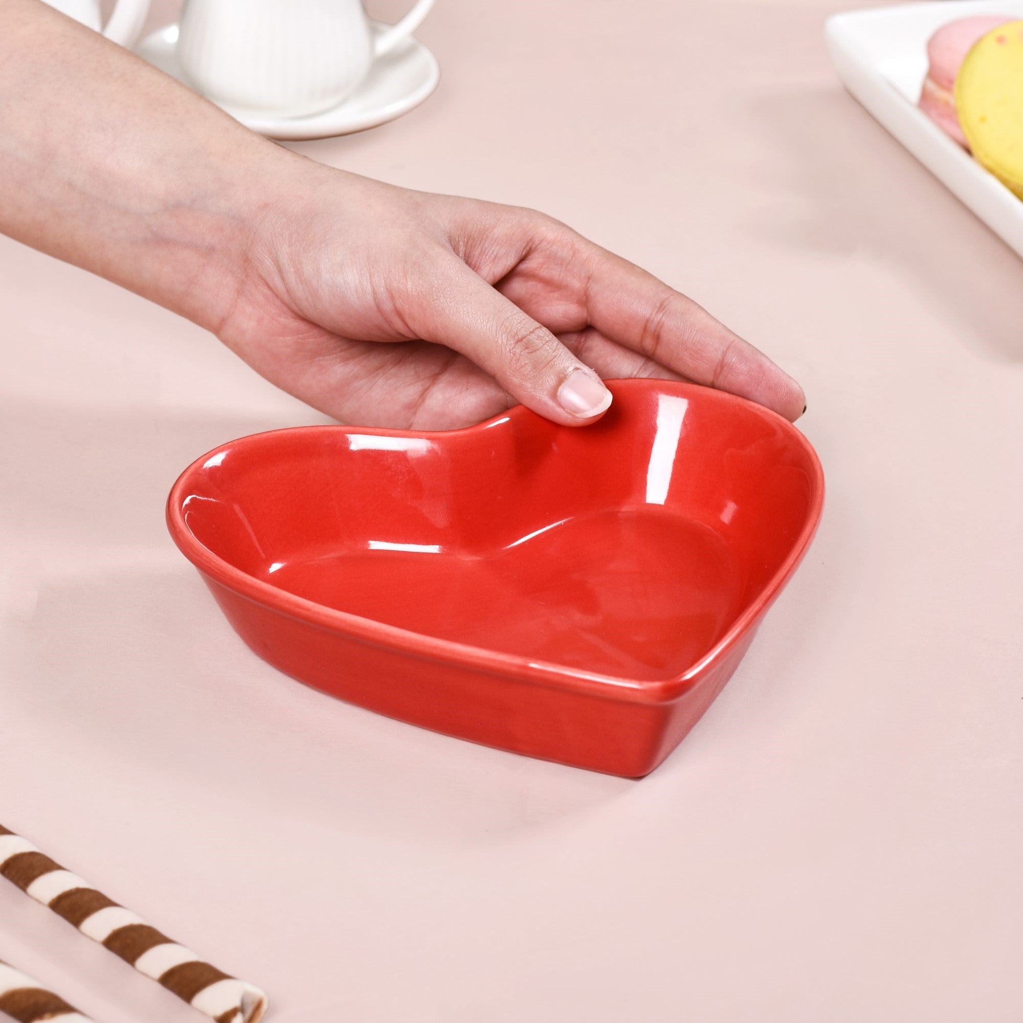 Red Heart Ceramic Plate For Snacks Set Of 6 Online - Premium Snack
