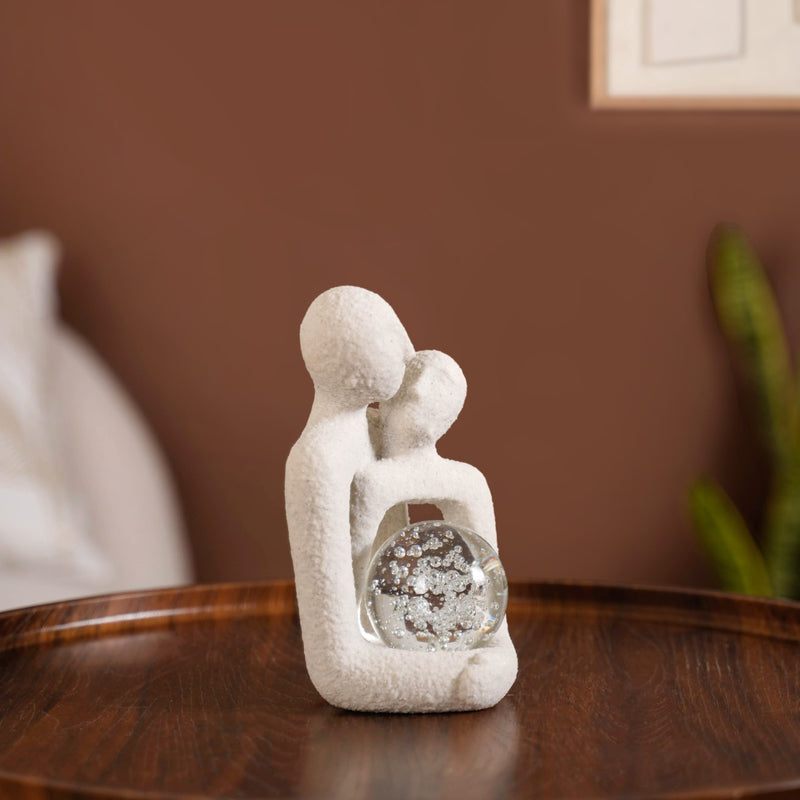 Romantic Embrace Home Decor