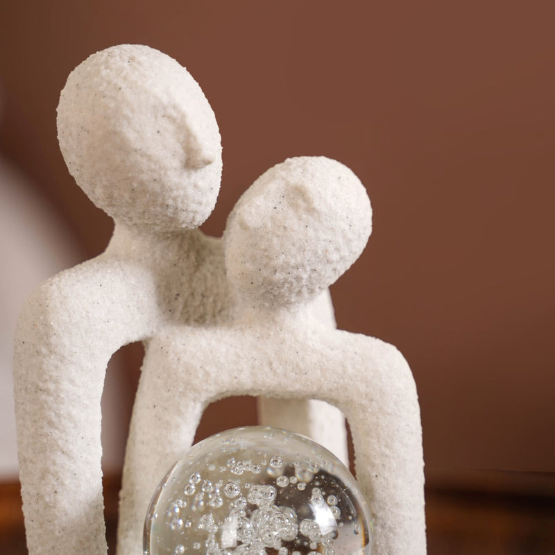 Romantic Embrace Home Decor