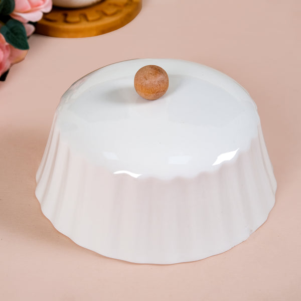 Round Wooden Dish With Fluted Texture Ceramic Lid