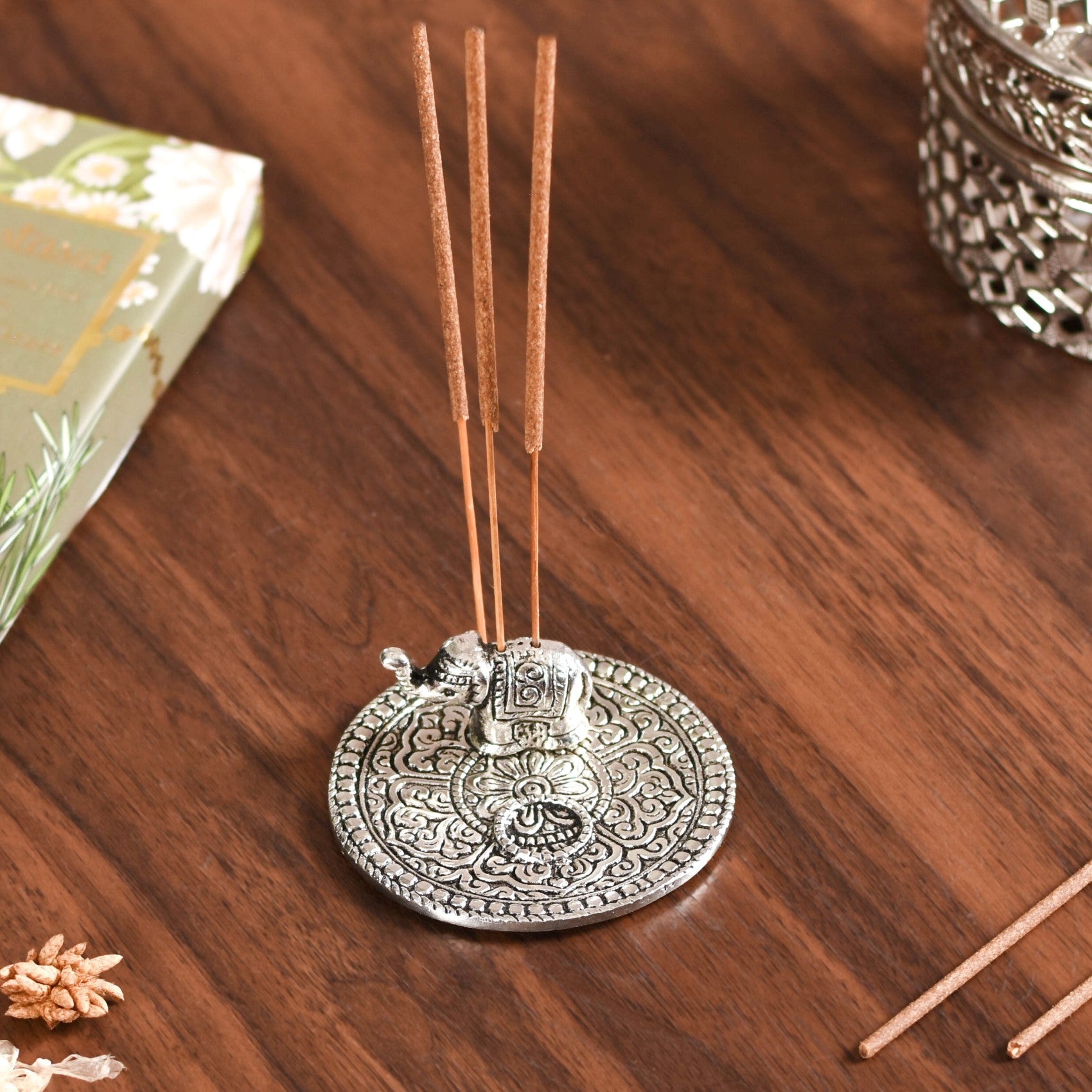 Elephant Round Incense Holder With Incense Sticks And Cones Elephant Round Incense Holder With Incense Sticks And Cones