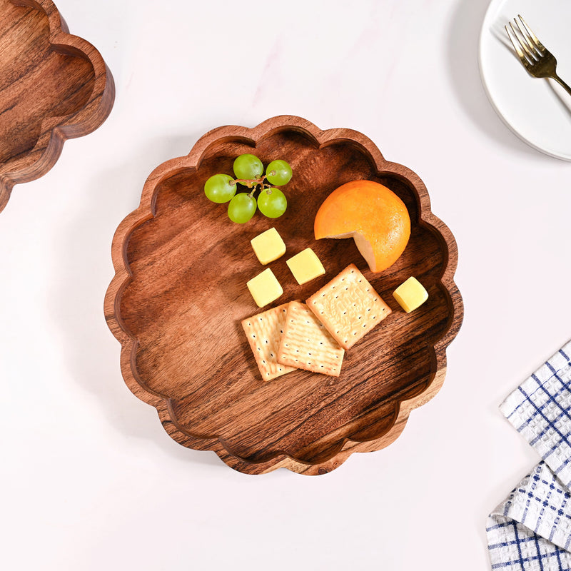 Rustic Scalloped Acacia Serving Tray
