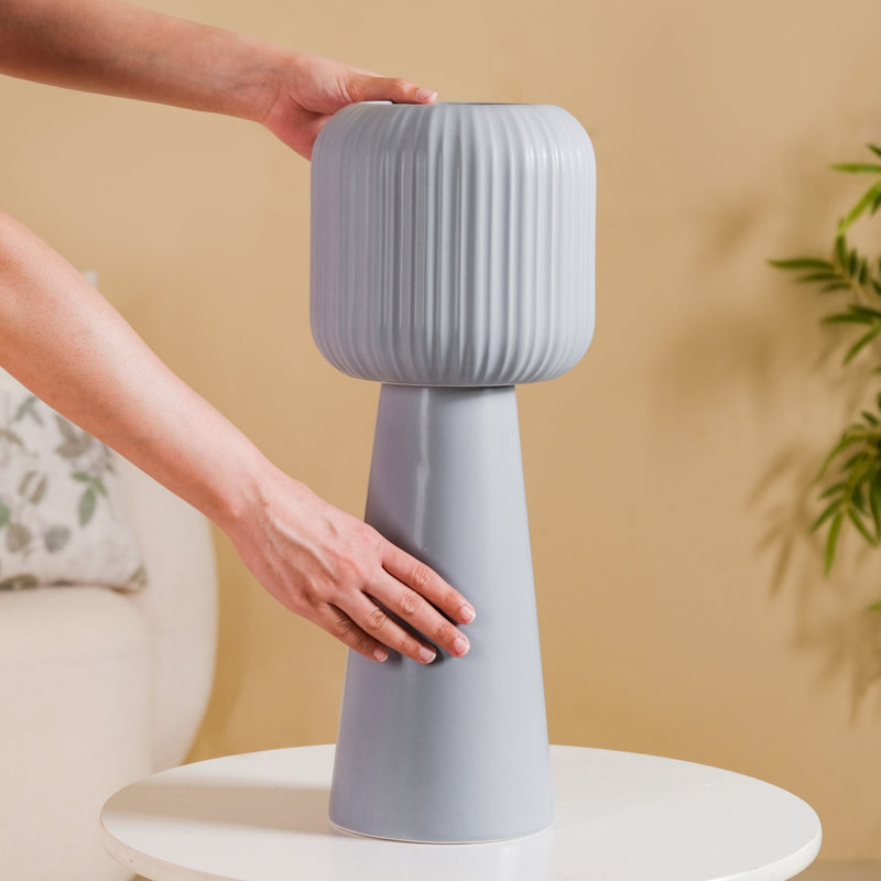 Ribbed Tall Flower Vase Grey
