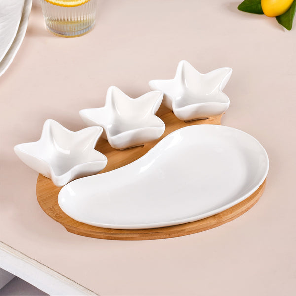 Set Of 4 Stars And Comet Ceramic Serveware With Tray