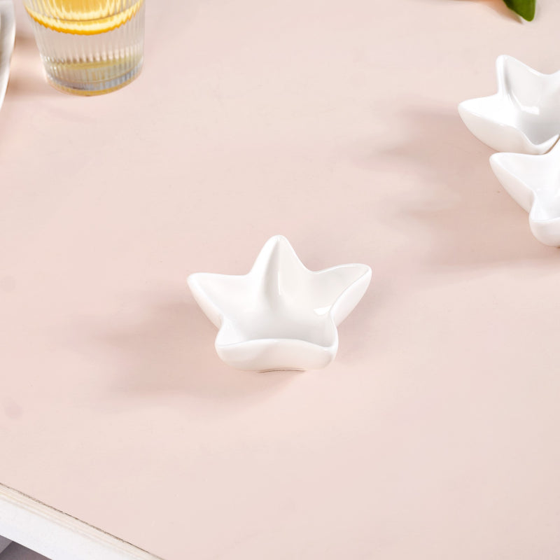 Set Of 4 Stars And Comet Ceramic Serveware With Tray - Ceramic platter, white platter, bowl with tray, patter set