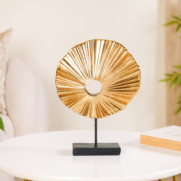 Aesthetic Sunbeam Accent Showpiece Gold