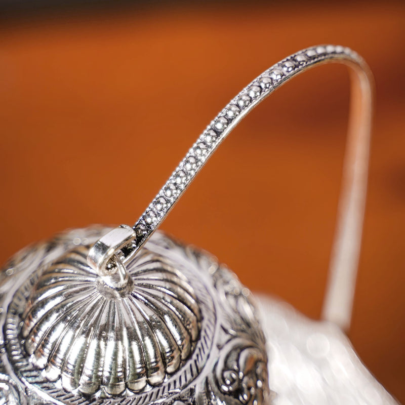 Silver Singhasan With Detachable Chatra