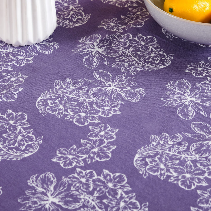 Soft Lilac Table Cloth For 6 Seater 154 x 208cm