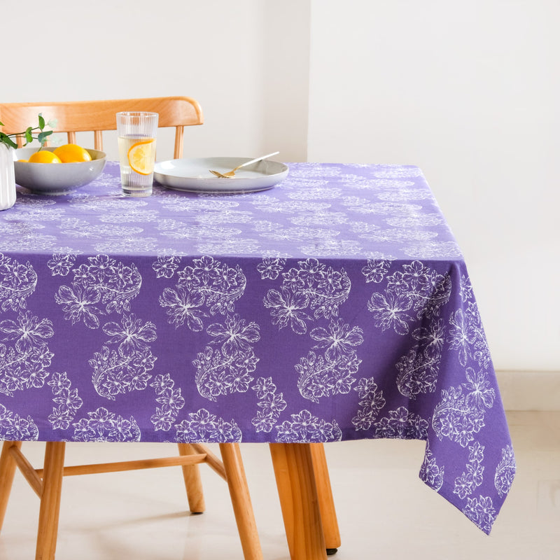 Soft Lilac Table Cloth For 6 Seater 154 x 208cm