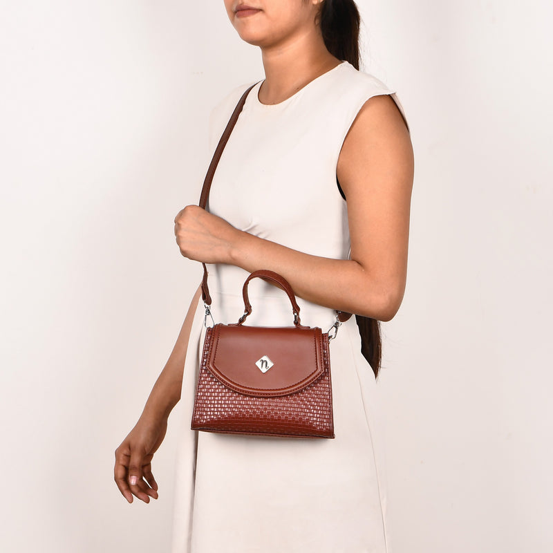 Soi Brown Handbag With Sling Strap