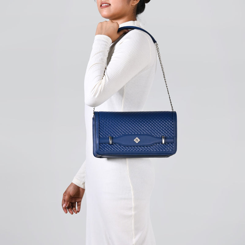 Soi Tresse Sling Purse Blue