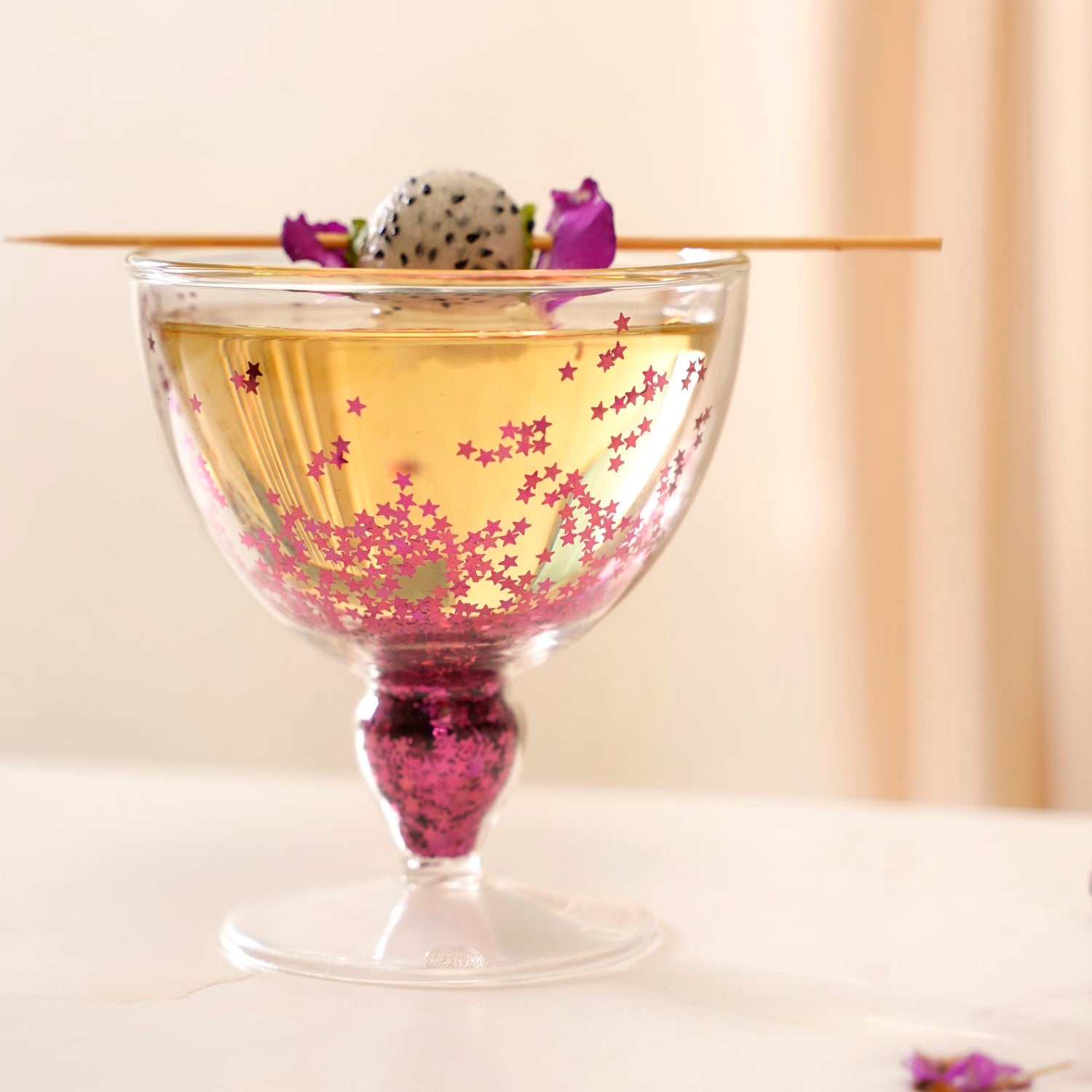 Mellow glass ピンクのガラスの家 ぐいのみ WA527 / 東洋佐々木ガラス