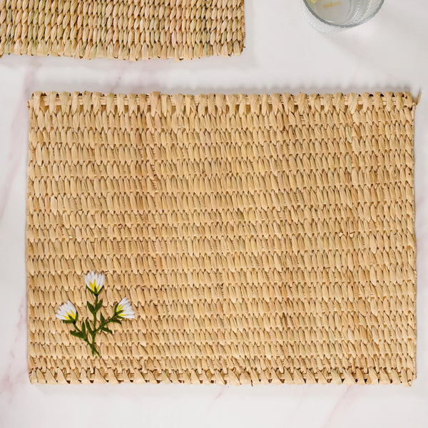 Handwoven Natural Kauna Grass Table Mat Set Of 2