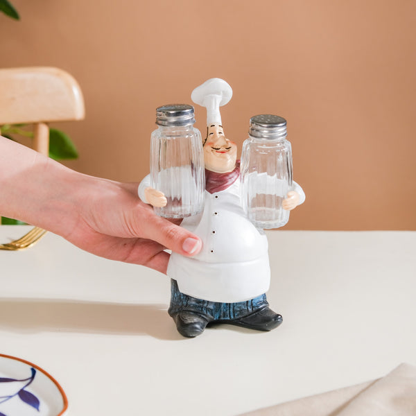 Table Chef With Salt And Pepper Shaker