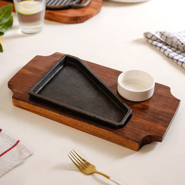 Tablefire Gourmet Sizzler Plate With Ceramic Bowl And Seesham Wood Base