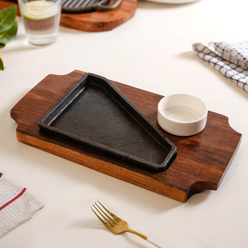 Tablefire Gourmet Sizzler Plate With Ceramic Bowl And Seesham Wood Base