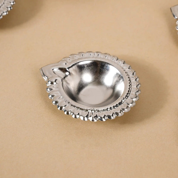 Sustainable Metal Tea Light Holder Silver Set Of 11