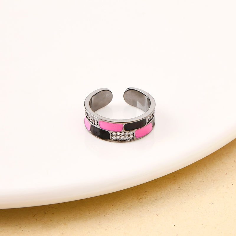 Tile Pattern Twinkling Ring