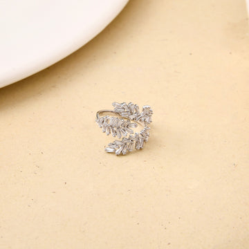 Twilight Wreath Baguette Ring